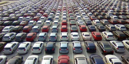 69 میلیون ایرانی خودرو ندارد
