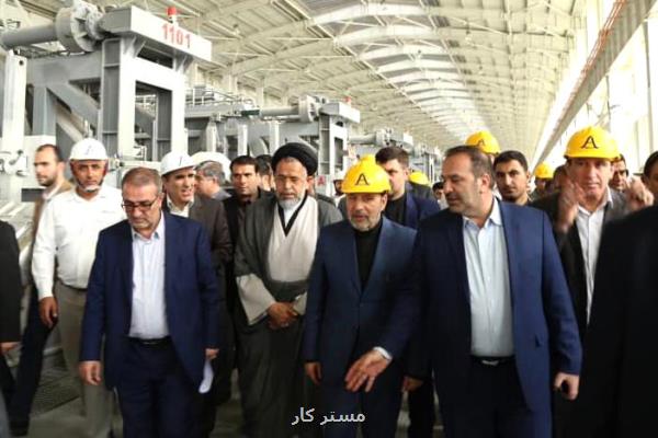 رفع موانع تولید با هدف اشتغال زایی و توسعه در دستور كار دولت می باشد
